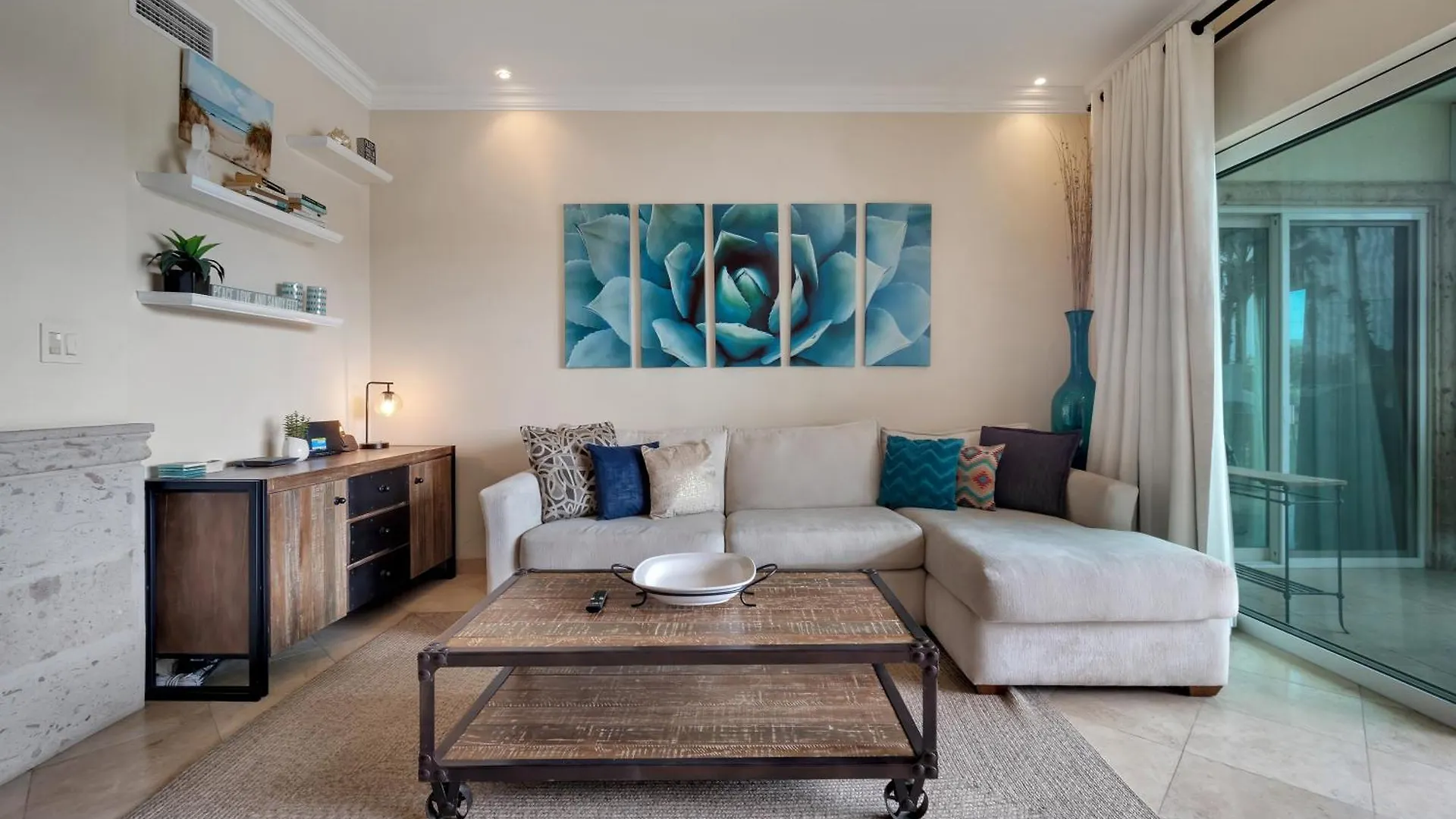 Upgrade Your Vacation In Style-Exclusive Poolside Condo! Cabo San Lucas 0*,  Mexiko