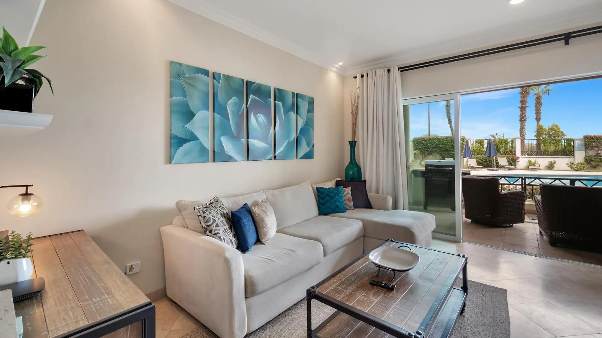 Upgrade Your Vacation In Style-Exclusive Poolside Condo! Cabo San Lucas