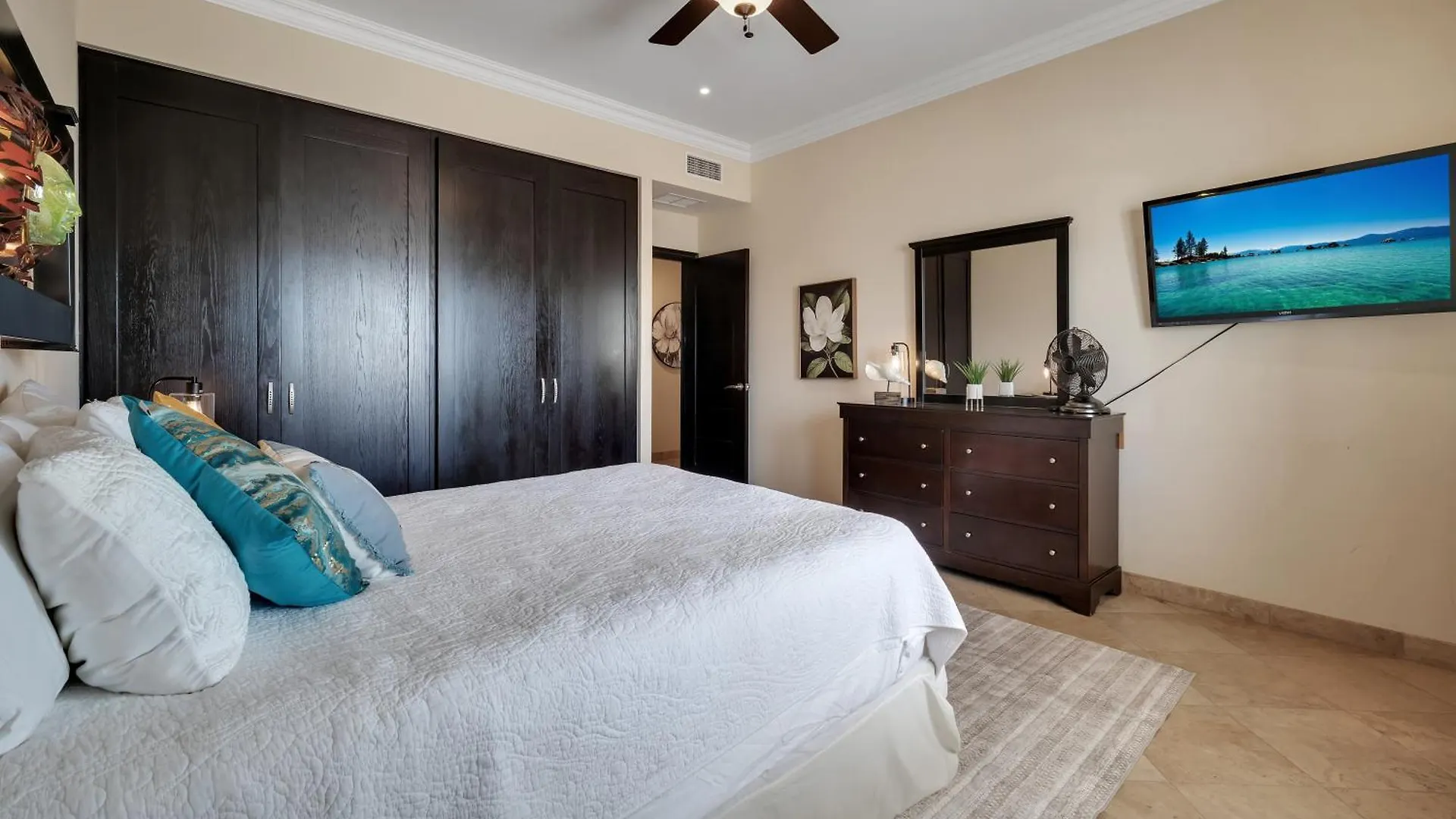 Apartment Upgrade Your Vacation In Style-Exclusive Poolside Condo! Cabo San Lucas