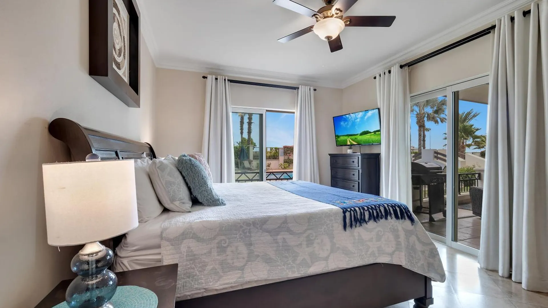 Upgrade Your Vacation In Style-Exclusive Poolside Condo! Cabo San Lucas Mexiko